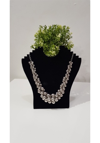 metal-pearls-necklaces