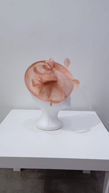 peach-fascinator